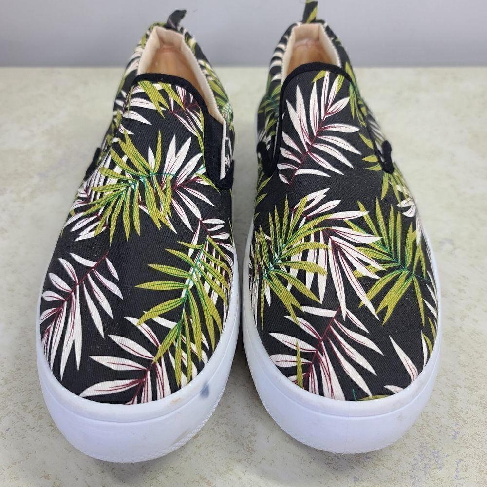 Etc. Slight Platform Slip On Sneaker Large (8-9) - Picture 6 of 7